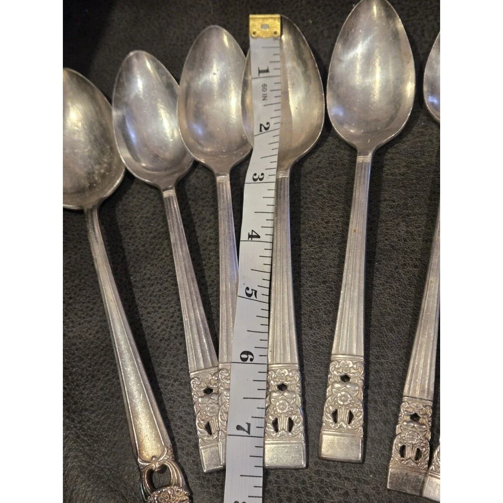 12 PC Oneida Community CORONATION Silver Plate 1936 Silverware Fork Spoon